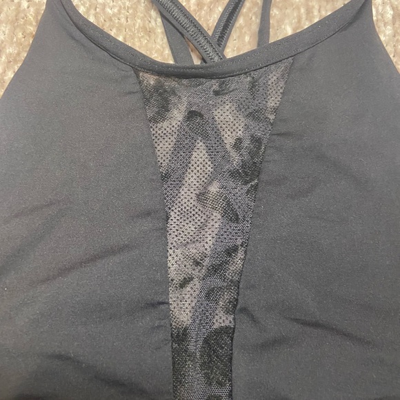 Lululemon Energy Bra Flocked Women’s Sports Bra Size 8 Black - Picture 9 of 10